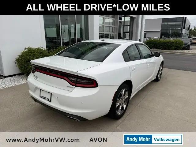 2015 Dodge Charger SE