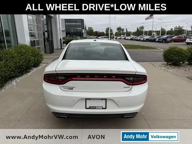 2015 Dodge Charger SE