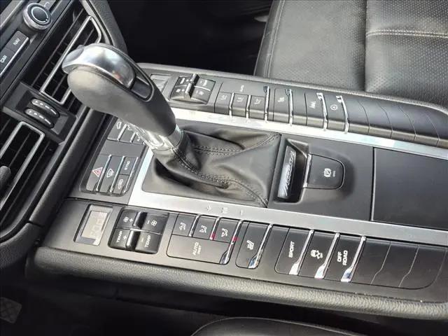 2021 Porsche Macan S