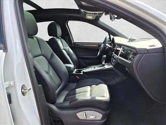 2021 Porsche Macan S