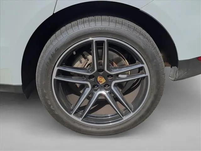 2021 Porsche Macan S