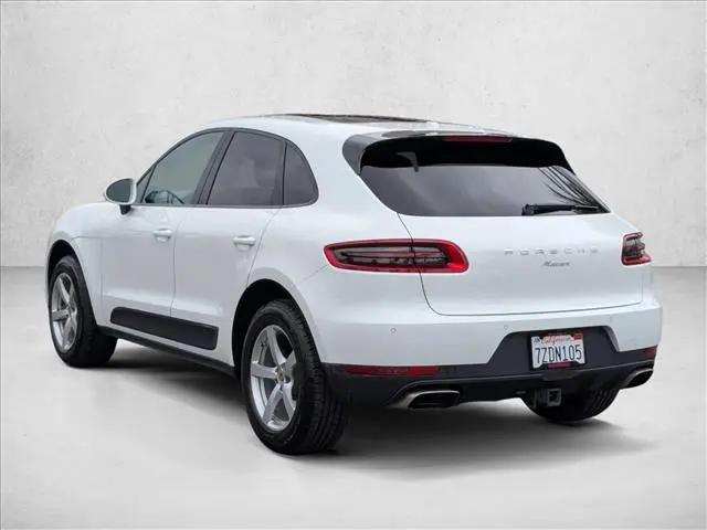 2017 Porsche Macan Macan