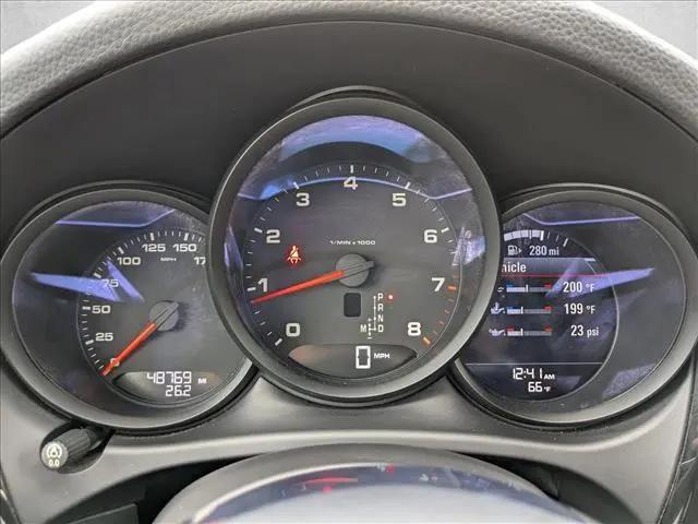 2017 Porsche Macan Macan