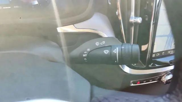 2024 Volvo S60 B5 Core Dark Theme