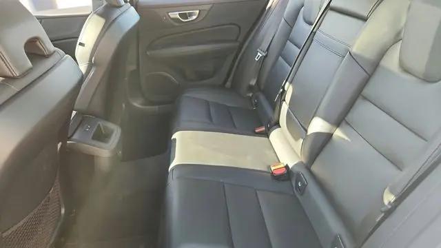 2024 Volvo S60 B5 Core Dark Theme
