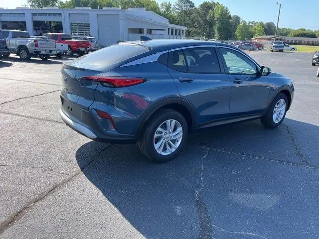 2026 Buick NV Preferred FWD