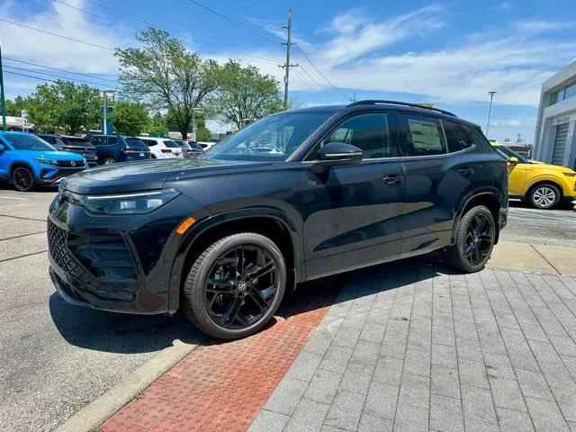 2026 Volkswagen Tiguan SE R-Line Black