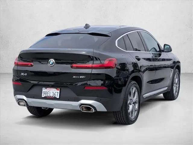 2025 BMW X4 xDrive30i