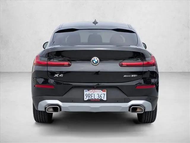 2025 BMW X4 xDrive30i