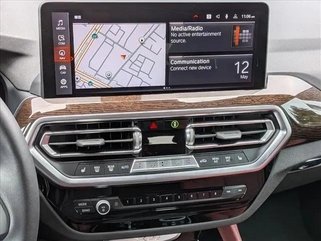 2025 BMW X4 xDrive30i