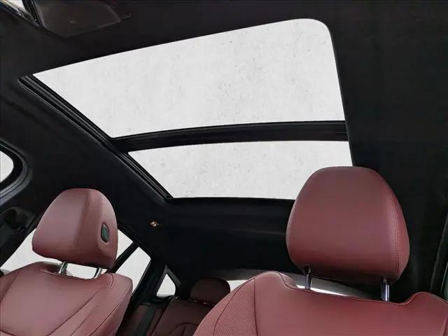 2025 BMW X4 xDrive30i