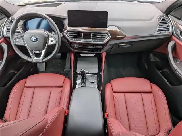2025 BMW X4 xDrive30i