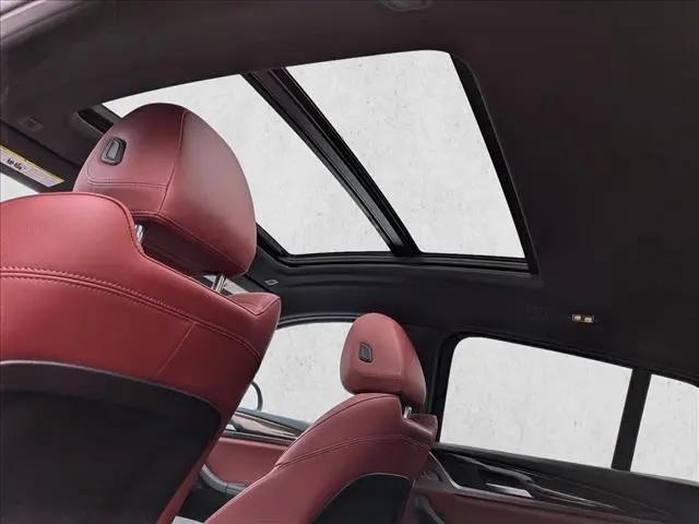 2025 BMW X4 xDrive30i