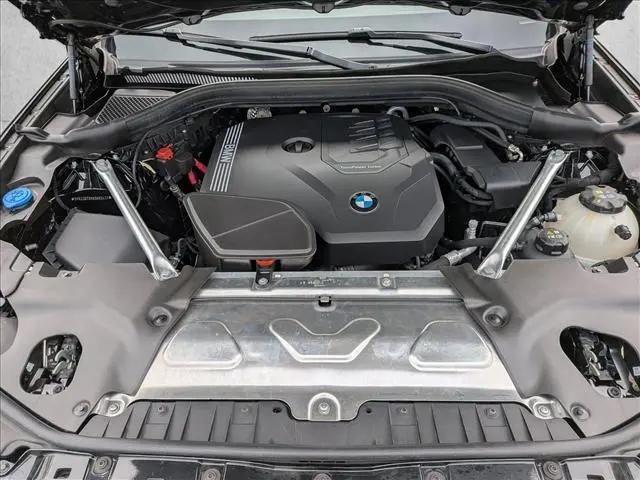 2025 BMW X4 xDrive30i