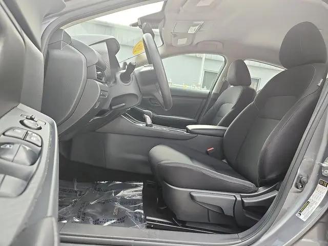 2024 Nissan Sentra S Xtronic CVT