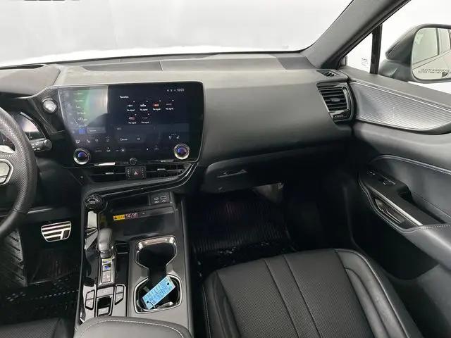 2022 Lexus NX 350 F SPORT Handling