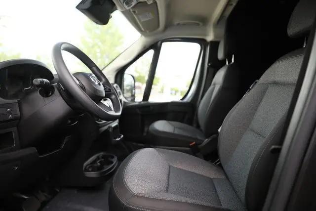 2026 Ram ProMaster Cargo Van Tradesman High Roof 136 WB w/Pass Seat