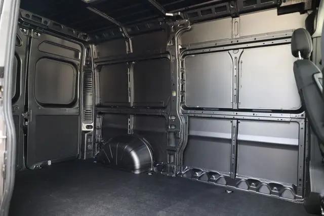2026 Ram ProMaster Cargo Van Tradesman High Roof 136 WB w/Pass Seat