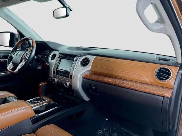 2015 Toyota Tundra Platinum 5.7L V8