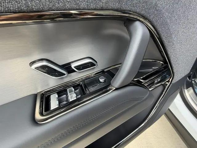2025 Land Rover Range Rover Sport P400 Dynamic SE