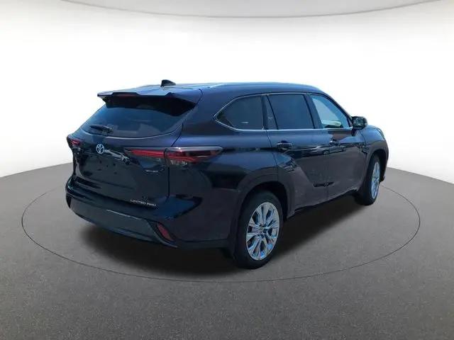 2026 Toyota Highlander Limited