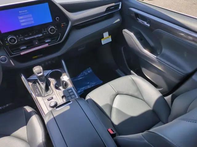 2026 Toyota Highlander Limited