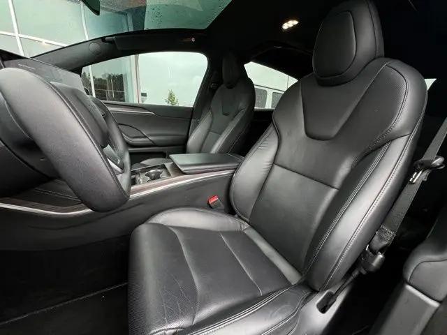 2023 Tesla Model X Standard Range