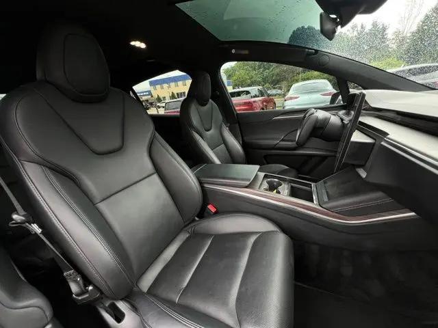 2023 Tesla Model X Standard Range