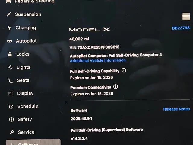 2023 Tesla Model X Standard Range