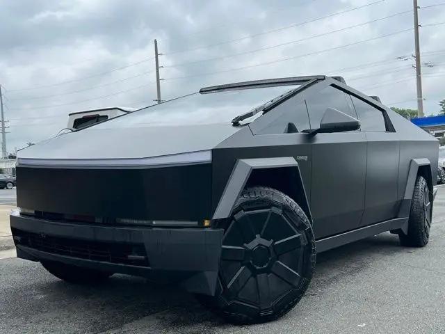 2024 Tesla Cybertruck Cyberbeast
