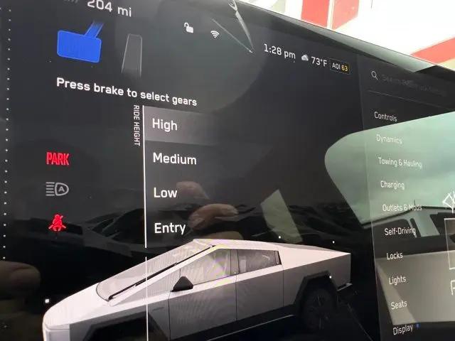 2024 Tesla Cybertruck Cyberbeast