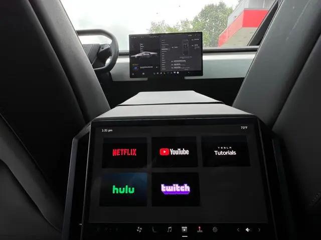 2024 Tesla Cybertruck Cyberbeast