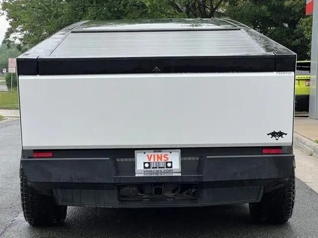 2024 Tesla Cybertruck Cyberbeast
