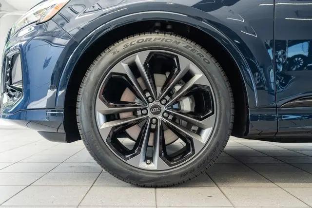 2026 Audi Q7 Prestige TFSI quattro tiptronic