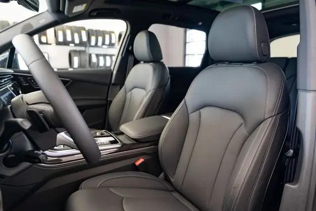 2026 Audi Q7 Prestige TFSI quattro tiptronic