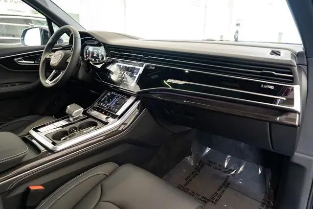 2026 Audi Q7 Prestige TFSI quattro tiptronic