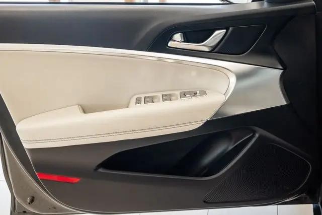 2025 Genesis G70 2.5T AWD