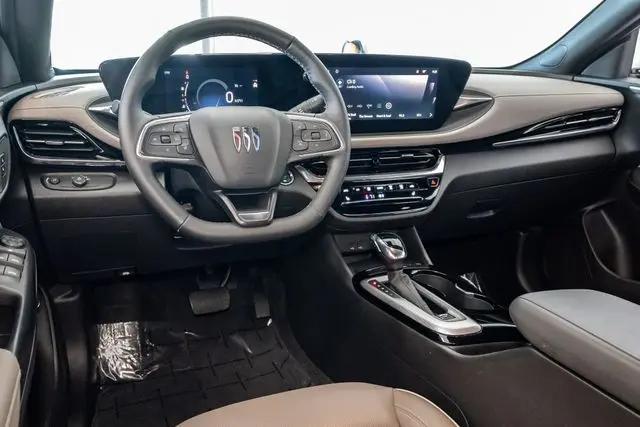 2024 Buick NV Avenir FWD
