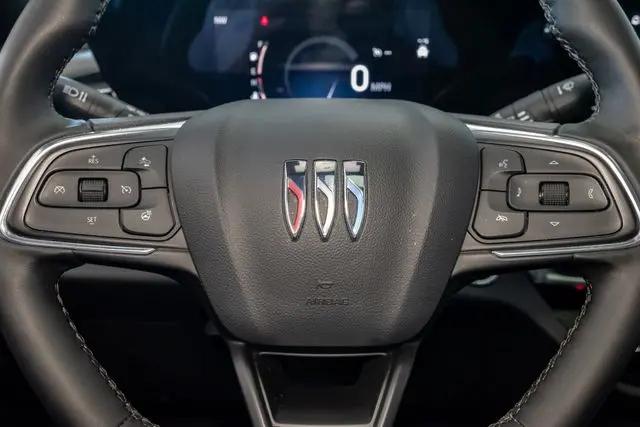 2024 Buick NV Avenir FWD