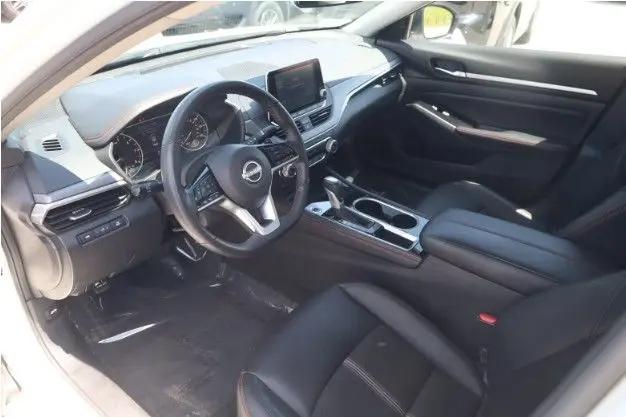 2025 Nissan Altima SR FWD