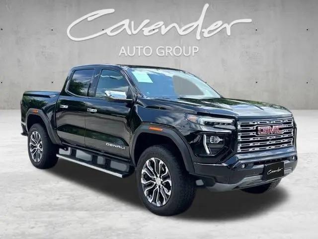 2025 GMC Canyon 4WD Denali