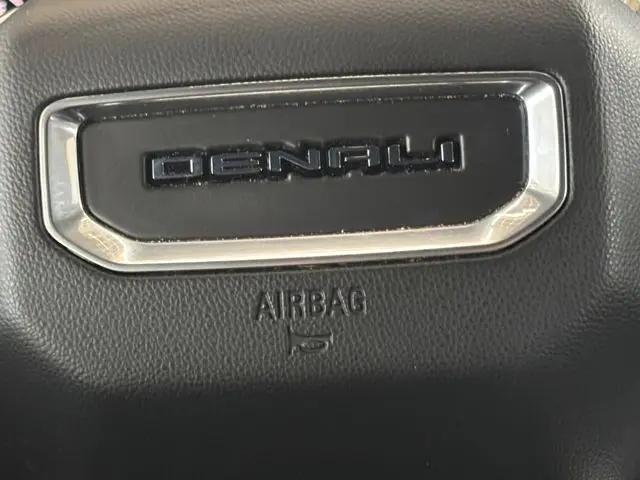 2025 GMC Canyon 4WD Denali