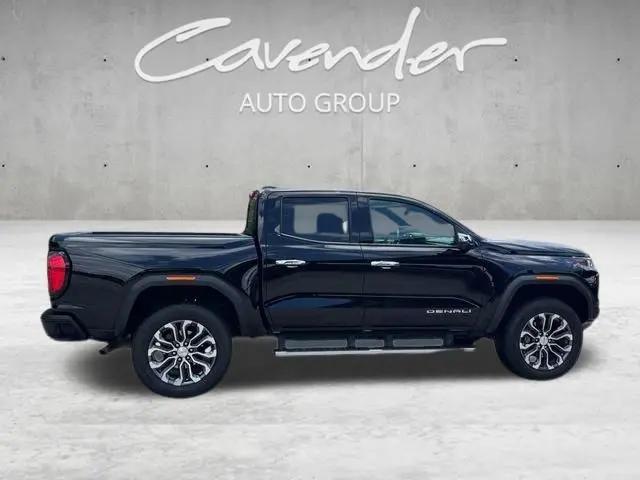 2025 GMC Canyon 4WD Denali