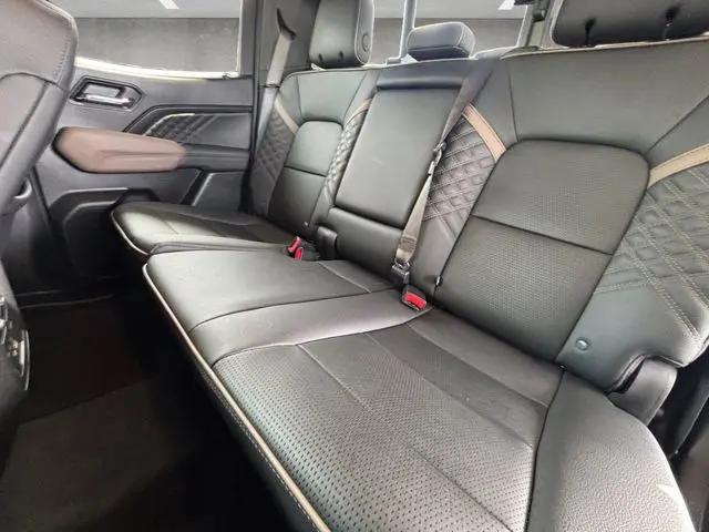 2025 GMC Canyon 4WD Denali