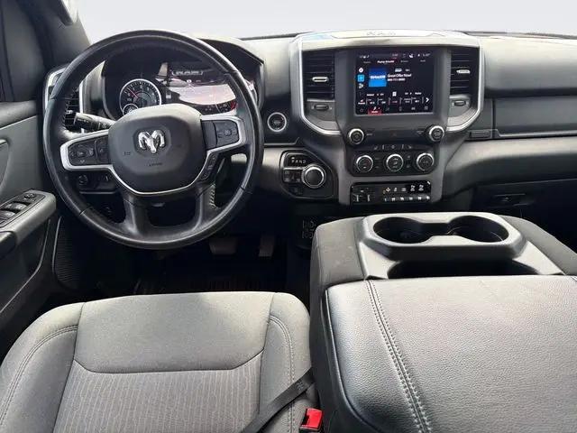 2022 Ram 1500 Big Horn Crew Cab 4x4 5'7" Box