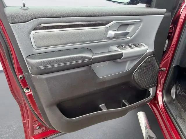 2022 Ram 1500 Big Horn Crew Cab 4x4 5'7" Box