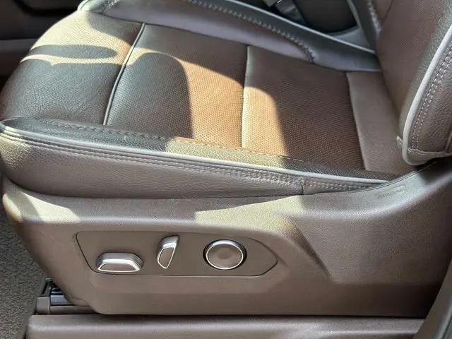 2024 GMC Sierra 2500HD 4WD Crew Cab Standard Bed Denali
