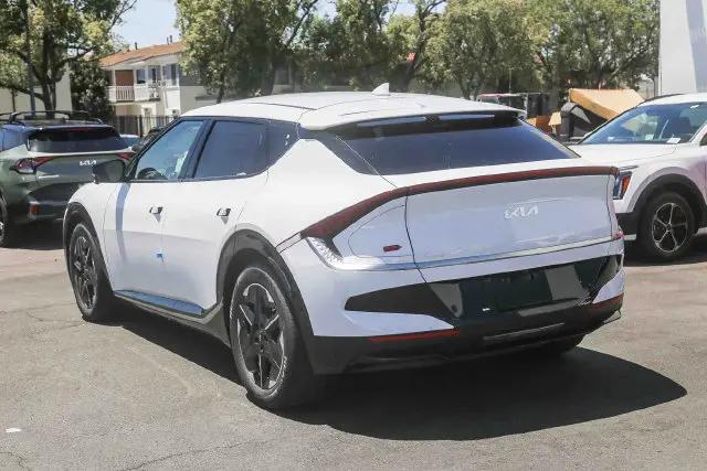 2026 Kia EV6 Wind RWD