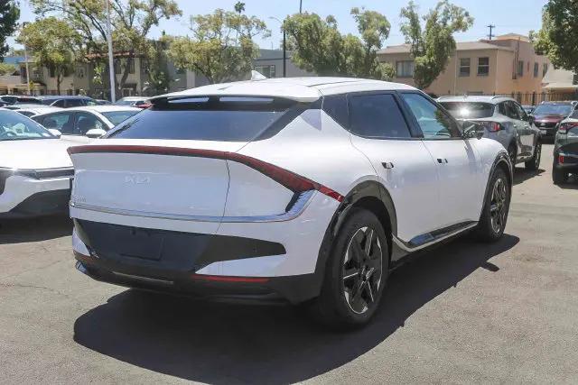 2026 Kia EV6 Wind RWD