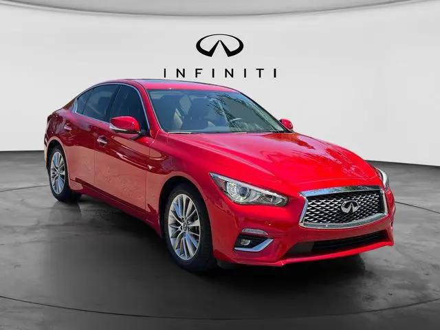 2023 INFINITI Q50 LUXE AWD